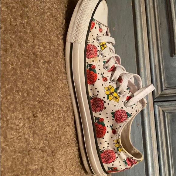 Convers - Picture 3 of 3